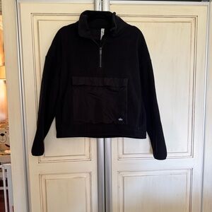 Alo 1/4 zip fleece pullover with nylon accents and pouch small